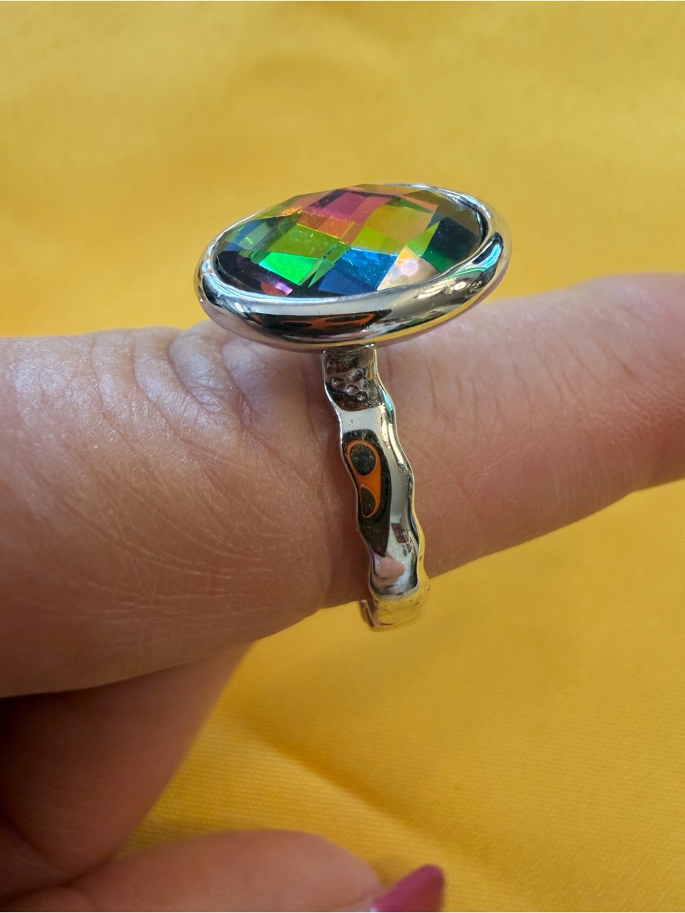 Park Lane Multicolor Crystal Ring Size 8 - Picture 2 of 2
